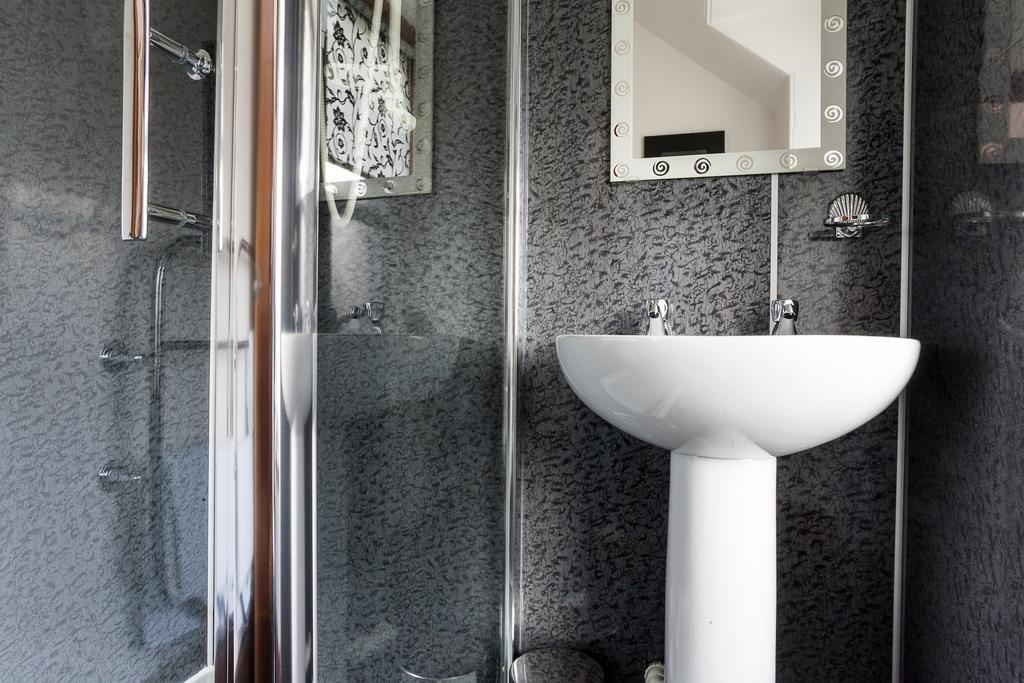 Eskdale Guest House Inverness Phòng bức ảnh